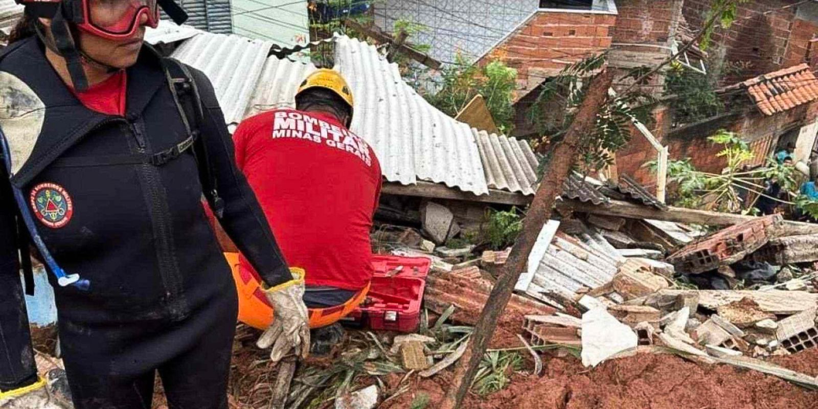 deslizamentos-em-ipatinga-deixam-pelo-menos-seis-mortos