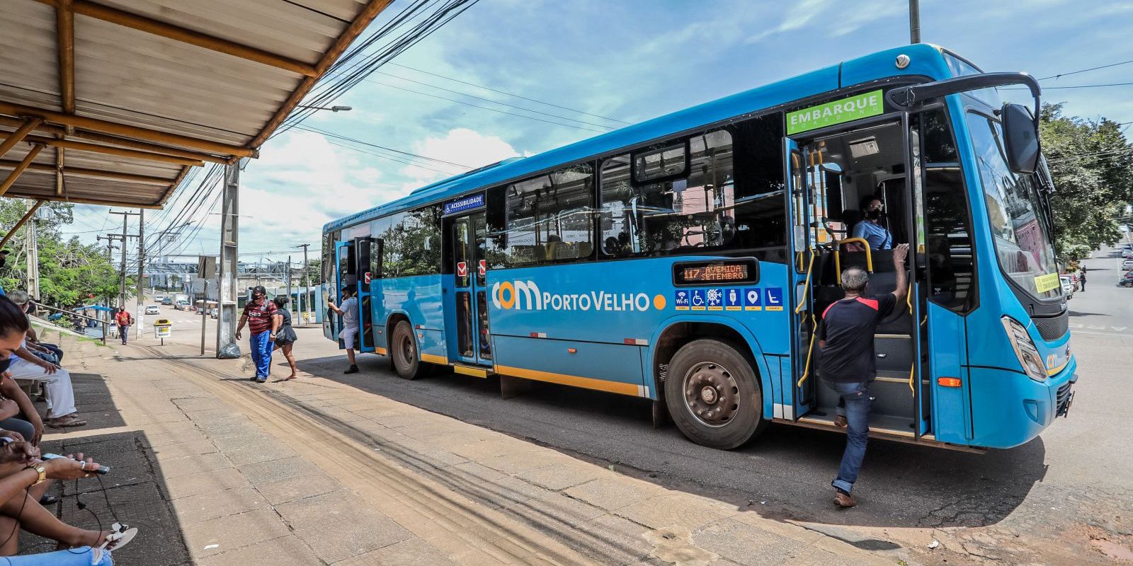 apos-mais-uma-noite-violenta,-onibus-voltam-a-circular-em-porto-velho