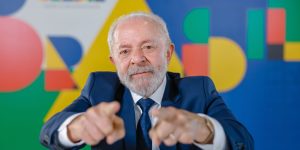 brasil-vai-aplicar-reciprocidade-em-caso-de-taxacao-dos-eua,-diz-lula