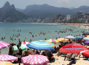 embratur-preve-verao-com-recordes-no-turismo-internacional