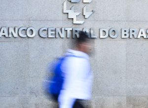 mercado-financeiro-projeta-inflacao-de-5%-em-2025